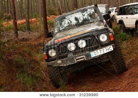 Bir bilinmeyen sürücü/takım üçüncü TT Jeep Turuna Katılma