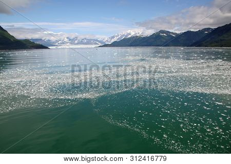Hubbard Glacier And Yakutat Bay, Alaska, In Summer