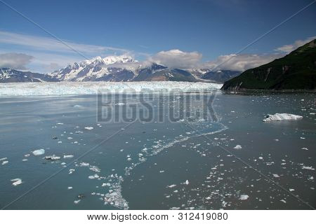 Hubbard Glacier And Yakutat Bay, Alaska, In Summer
