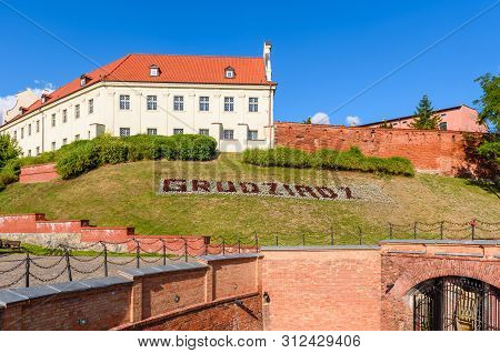 Grudziadz, Poland - July 18, 2019: Old Town Of Grudziadz With Beautiful Architecture In Sunny Day