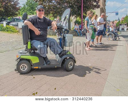 Kirchheimbolanden,rheinland-pfalz, Germany-06 23 2019: Watching Festive Parade On Streets Of German 