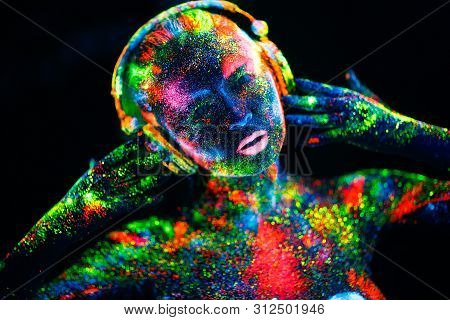 Concept. On 图片和照片（免费试用） | Bigstock