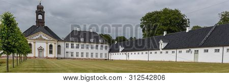 Fredensborg Castle On Danmark