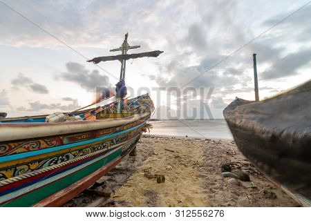 Songkhla, Thailand - Feb. 2, 2019 : The Colorful Pattern Of Koleh Boat At Ban Bo Mas Beach, Songkhla