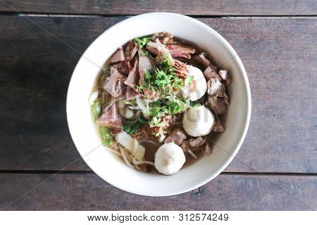 Noodles Or Pork Noodles With Pork Ball And Vegetable