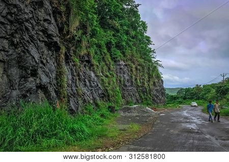 Morning Walk Through Beautiful Vagamon Hills Road