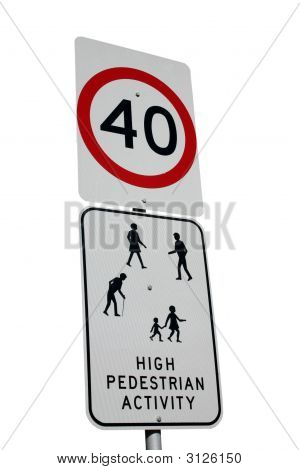 Elszigetelt 40Km sebesség jel