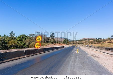 Road Highway New Expansion Lanes