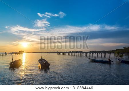 Fantasy Sunset At Beachside With Golden Sun Rays