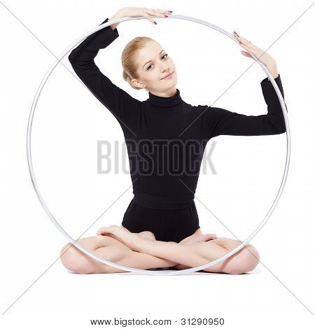 Blondi voimistelija Hula Hoop