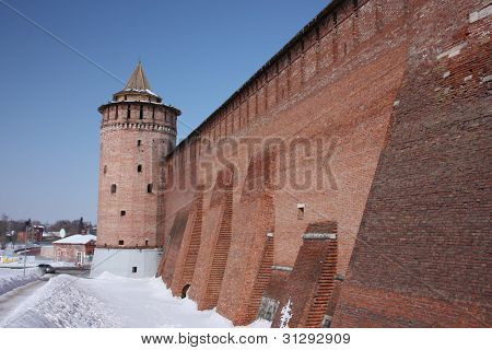 Kolomna Kreml i Moskva-regionen. Kreml muren og Marinkin tårn.