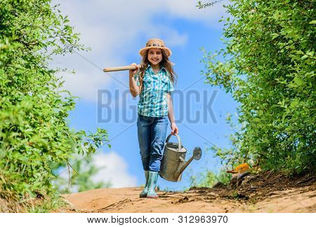 Spring Gardening Checklist. Little Helper. Watering Tools That Will Solve Dry Yard Problems. Removab
