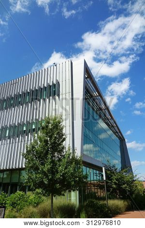 Raleigh,nc/usa - 8-24-2018: The James B Hunt Library On Centennial Campus Of Nc State University In 