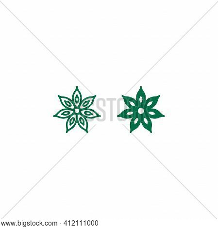 Green Anise Star Linear Icon. Vector Flat Illustration Isolated On White. Flavoring, Seasoning. Wint