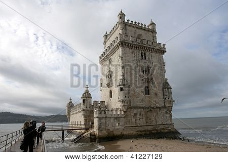 Lisbonne - 20 OCT: Une vue de l'extérieur de la tour de Belem est montré sur 20 octobre 2012 à Lisbonne, Portuga