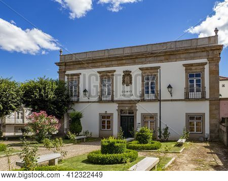 Almeida, Guarda, Portugal; August 2020: Entance And Fragment Of The Fortified Medieval Walls Of The 