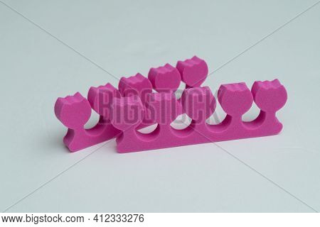 Pair Of Toe Separator In The Form Of Small Hearts Spongy Material Set