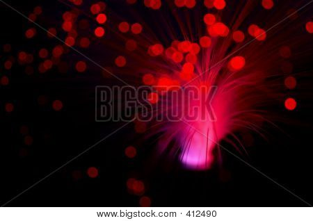 红色光芒爆炸