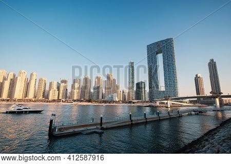 Dubai, Uae - February 15, 2020: Marina Jbr Beach Sea Water Font Tall Buildings.