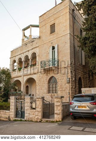 Jerusalem, Israel, February 27, 2021 : Evening View Of A Quiet Residential David Markus Street In Th