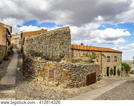 Castelo Rodrigo, Portugal - August  2020: View Of A Cobbled Street In The Medieval Village Of Castel