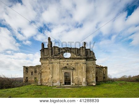Руины Monterano