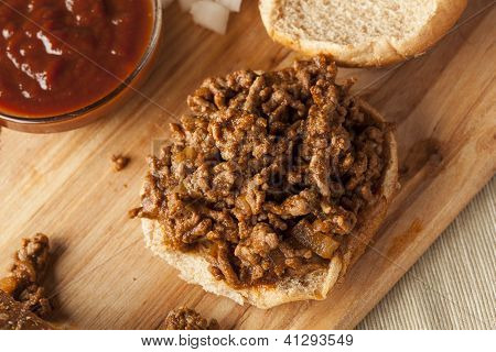 schlampige Grill Rindfleisch Sandwich