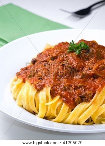 Fettuccine Bolognesa