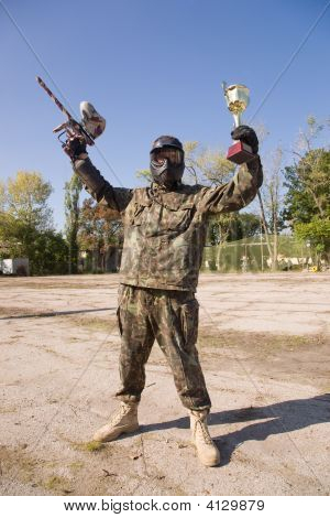 Paintball-afspiller med Gold Cup