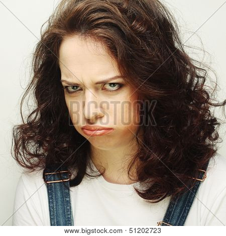 ภาพเหมือนของหญิงสาวพอใจ