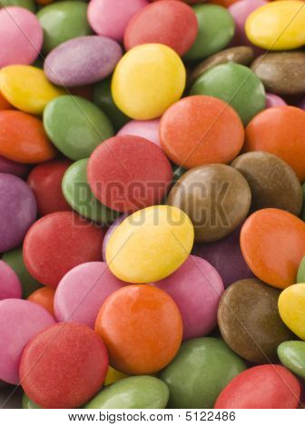 Socker belagda chokladpärlor (smarties)