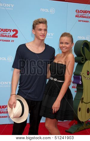 LOS ANGELES - SEP 21:  Cody Simpson, Ali Simpson at the 