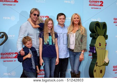 LOS ANGELES - SEP 21:  Gena Lee Nolin at the 