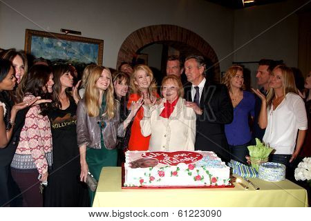 LOS ANGELES - MAR 4:  Melody Thomas Scott, Cast at the Melody Thomas Scott Celebrates 35 Years at the 