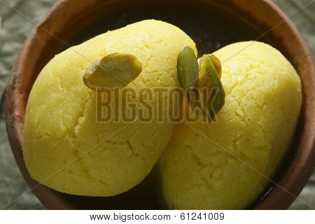 Raj Bhog - A traditional bengali sweet