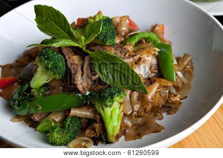 Drunken Noodle With Beef