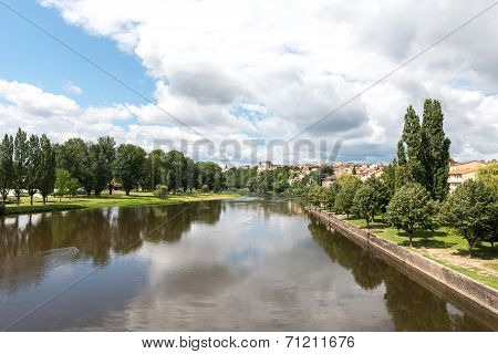 Allier River In Pont-du-chateau (france)