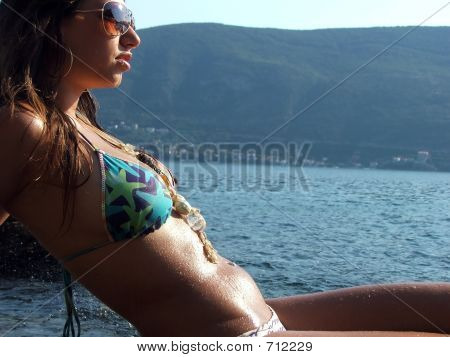 Ragazza attraente 