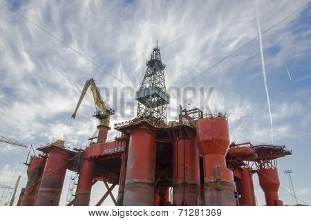Blackford Dolphin Oil Rig