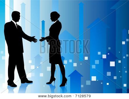 Business-Paar auf blauer Pfeil Hintergrund