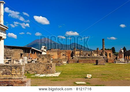 Pompei อาคารเจ๊ง