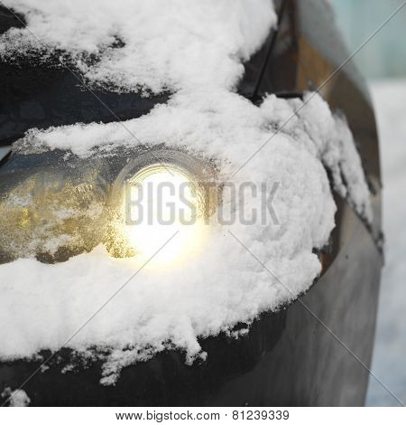 Headlight Under Snow