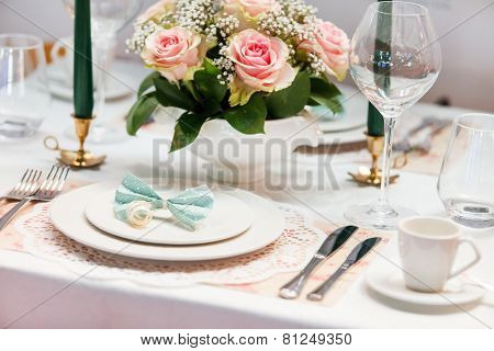 Romantic table setting
