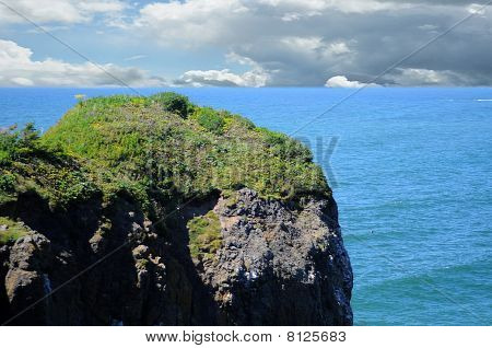 Falaise avec de l'eau