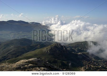 Nuvole In montagna