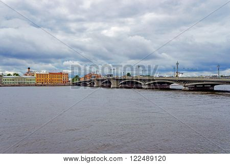 Blagoveschensky bridge on the Neva River in Saint Petersburg on a cloudy day