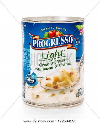 Winneconne WI - 7 February 2015: Can of Progresso Light Creamy Potato with Bacon & Cheese soup.