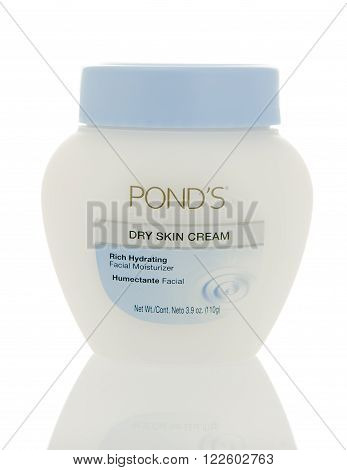 Winneconne WI - 26 Jan 2016: A conatiner of Pond's dry skin cream