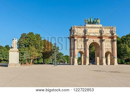 Arc de Triomphe du Carrousel in Paris, France.