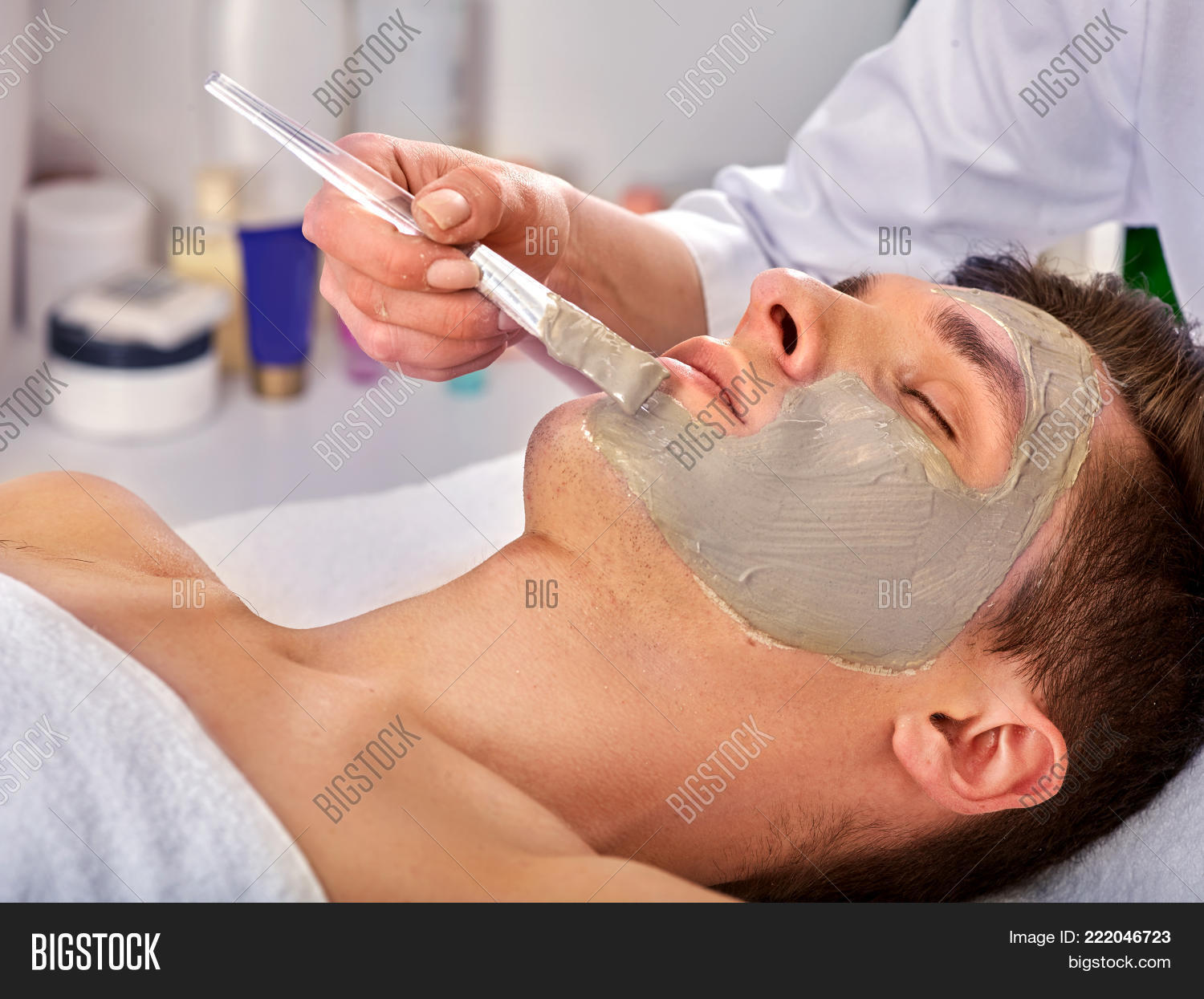 Mud Facial Mask Man Image & Photo (Free Trial) | Bigstock
